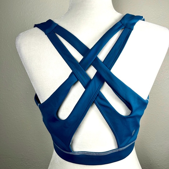 Peloton teal cross back sports bra size XL with removable padding - Picture 6 of 6